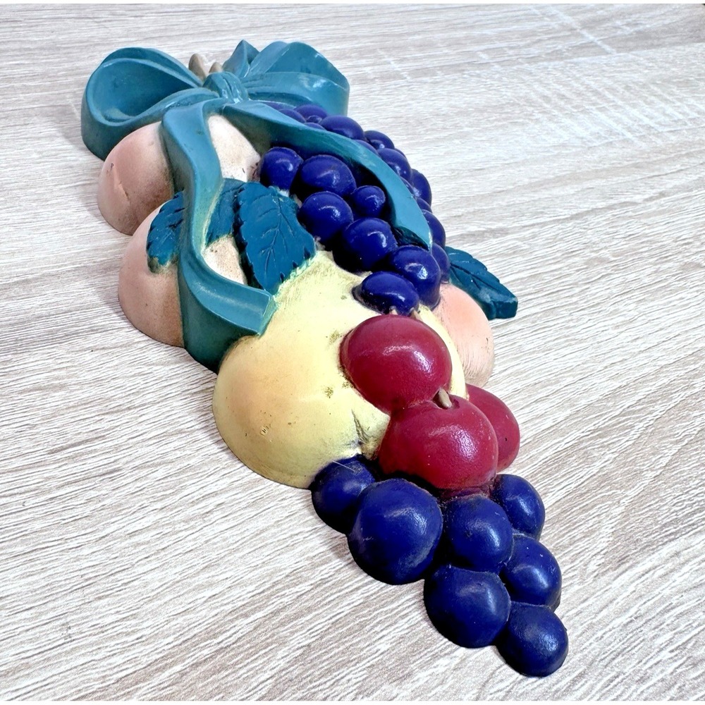 Vintage Homco Grapes Cherries Bow Fruit Wall Plaque Kitchen Decor 1988